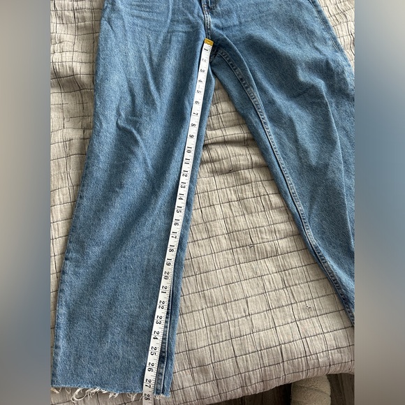H&M Baggy high waist jeans - Size 4 - Picture 4 of 5